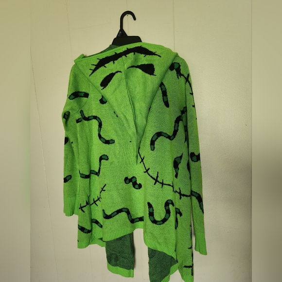 XS Oogie Boogie NBC Cardigan from Hot Topic. - Picture 4 of 8